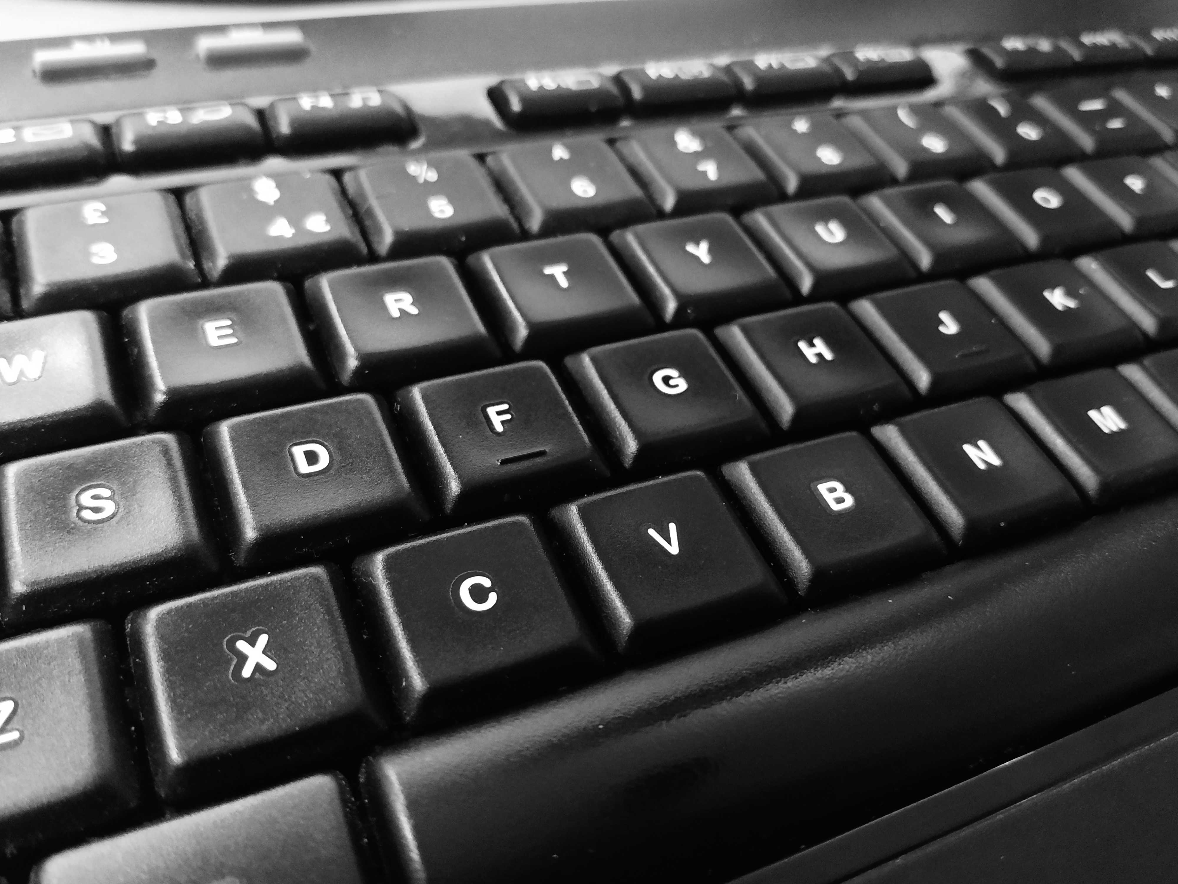This picture shows a close up view of a keyboard. It is a graphic for the article, symbolising the work to follow throughout the development of the website